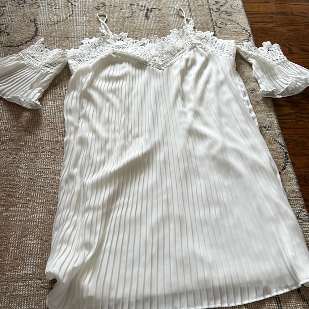 White lace dress